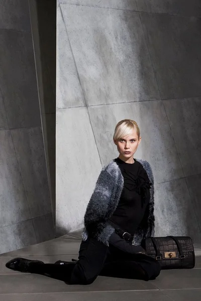 Look 8